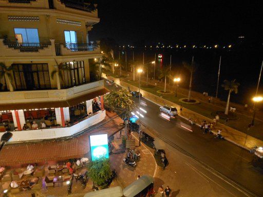 Phnom Penh, Kambodscha, Nachtleben, FCC Foreign Correspondents Club mit Blick auf den Sisowath Quay