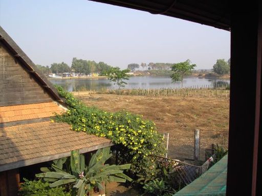 Terres Rouge Lodge, Ratanakiri, Kambodscha, Cambodia, Standard Zimmer mit Ausblick auf den See