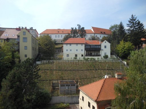 Taban Bar & Hostel, Zagreb, Kroatien, Blick aus dem Zimmer 42 Richtung oberer Altstadt