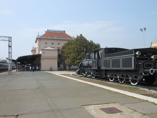 Zagreb, Kroatien, alte Dampflokomotive beim Hauptbahnhof