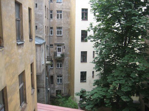 Hotel Multilux Riga, Lettland, Zimmer 24–2 Ausblick aus dem Fenster