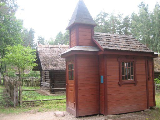 Ethnografisches Freilichtmuseum, Riga, Gebäude für ein Kruzifix