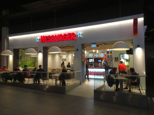 Kaunas, Litauen, Hesburger® Filiale im Akropolis Einkaufszentrum, Karaliaus Mindaugo pr. 49
LT-44333 Kaunas