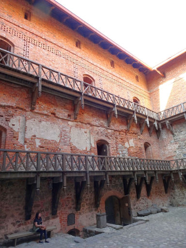 Wasserburg und Trakai Museum, Trakai, Litauen, Innenhof zweiter Burgabschnitt