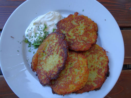 Vilnius, Litauen, Kartoffelpuffer, Bulviniai Blynai