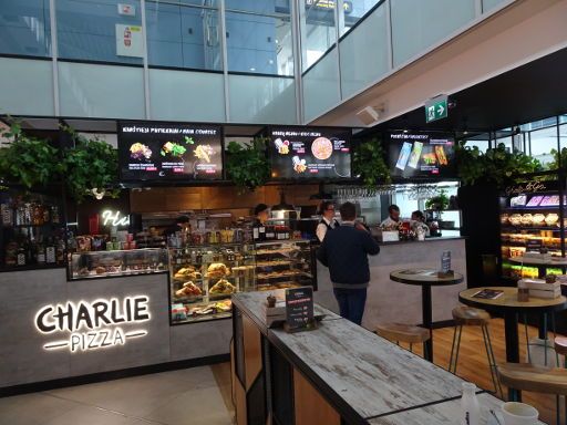 Flughafen Vilnius VNO, Litauen, Charlie Pizza