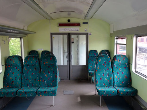 Litauisches Eisenbahnmuseum, Außenausstellung, Vilnius, Litauen, RVR ER9M 390-01 Fahrgastraum