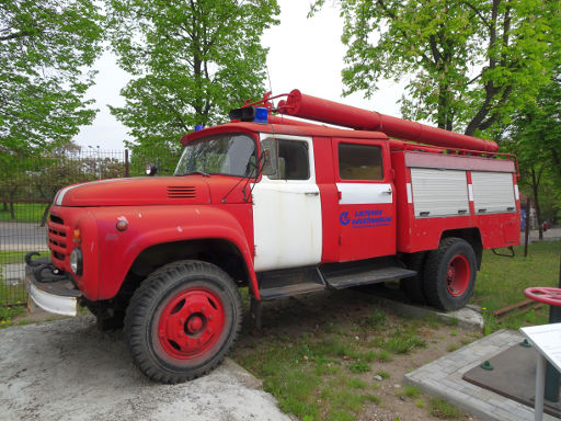 Litauisches Eisenbahnmuseum, Außenausstellung, Vilnius, Litauen, Feuerwehrfahrzeug ZIL 431412