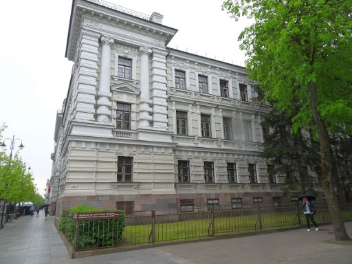 Museum of Occupation and Freedom Fights, Vilnius, Litauen, Außenansicht an der Gedimino pr., LT-01113 Vilnius