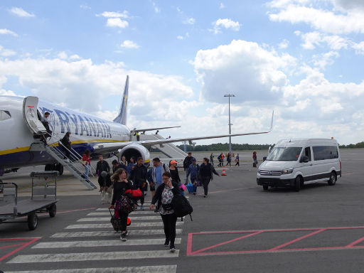 Flughafen Luxemburg LUX, Luxemburg, Ryanair Boeing 737 auf einer Außenposition im Mai 2019
