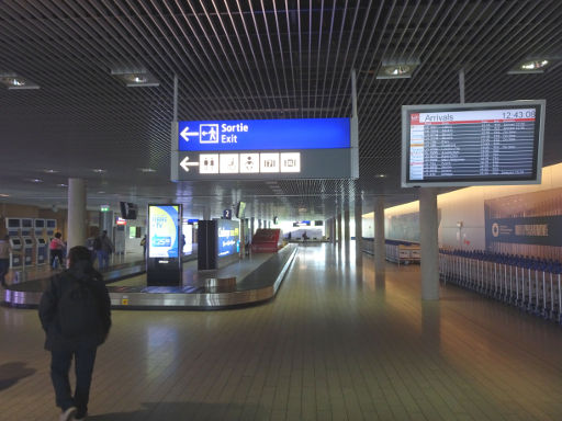 Flughafen Luxemburg LUX, Luxemburg, Gepäckbänder Ankunft