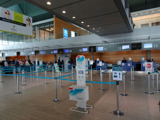 Flughafen Luxemburg LUX, Luxemburg, Terminal Check-In Bereich