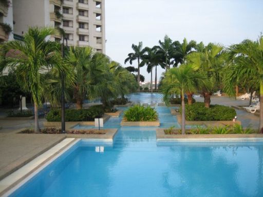 Hotel Equatorial, Melaka, Malaysia, Swimming Pool