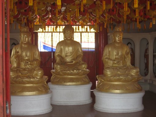 Kek Lok Si Tempel, Air Itam, Penang, Malaysia, 3 Buddhas