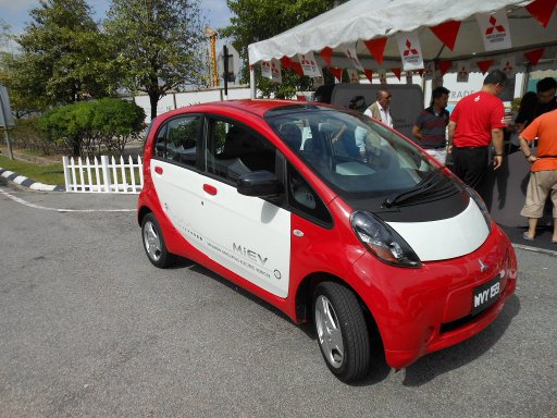 COTY2U Auto Show 2011, Kuala Lumpur, Malaysia, Mitsubishi i–MiEV