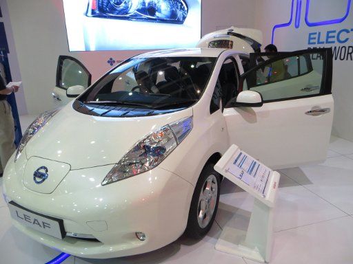 Kuala Lumpur International Motor Show 2013, Kuala Lumpur, Malaysia, Nissan Leaf