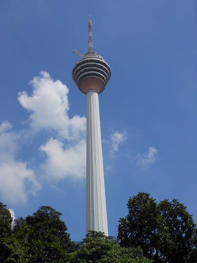 Menara, Kuala Lumpur, Malaysia, Außenansicht vom gesamten Turm