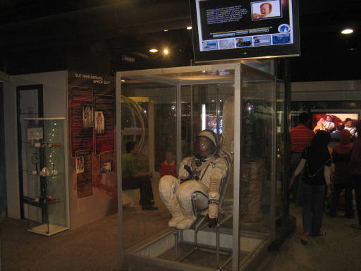 Planetarium Negara, Kuala Lumpur, Malaysia, Sokol Raumanzug