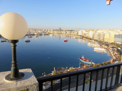 Sliema Marina Hotel, Sliema, Malta, Blick vom Balkon 8. Etage Frühstücksraum