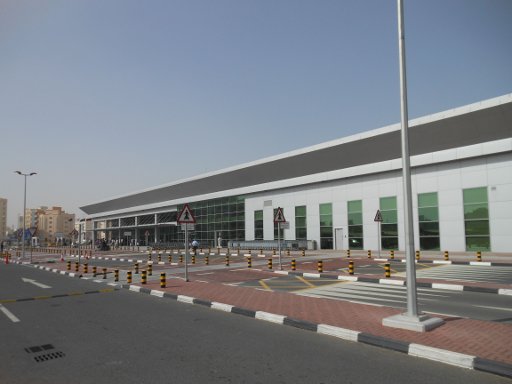 Al Muftah Rent A Car Doha, Katar, Flughafen Doha Ankunftbereich