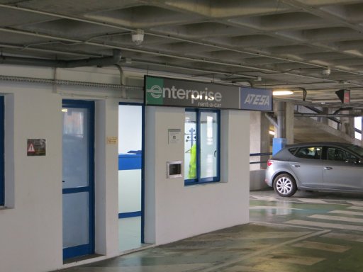 ATESA enterprise rent–a–car Ibiza, Spanien, Büro im Parkhaus am Flughafen Ibiza