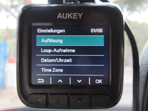AUKEY DR01 Dashcam, Ansicht mit Menü Einstellungen
