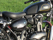 Benelli Imperiale 400, Ansicht von der rechten Seite