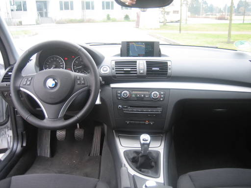 BMW 116i E87 im März 2009, Armaturenbrett