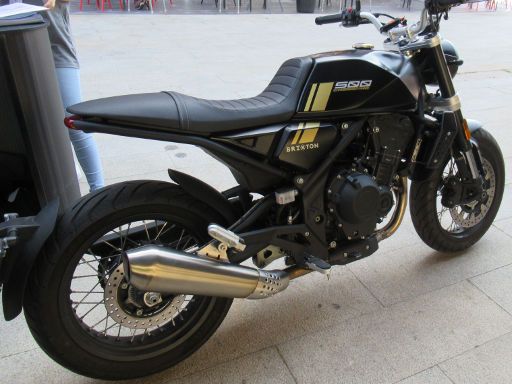 Brixton Motorcycles Crossfire 500, Ansicht von der rechten Seite