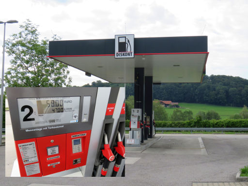 DISKONT Tankstelle, HOFER Parkplatz Wiener Bundesstraße 3, 5300 Hallwang / Salzburg, 47,00 Liter Super 95 Oktan je 1,234 Euro Gesamt 58,00 Euro im Juli 2018