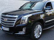 Cadillac Escalade 6,2 l V8 Allradantrieb, Ansicht von vorne / Seite