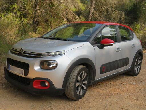 Citroën C3 BlueHDI 75 S&S Feel, Ansicht von vorne / Seite