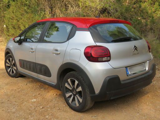 Citroën C3 BlueHDI 75 S&S Feel, Ansicht von hinten / Seite