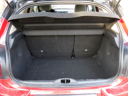 Citroën C3 PureTech 82 Feel, Kofferraum mit geteilt umlegbarer Rückenlehne