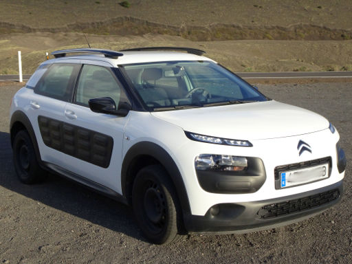 Citroën C4 Cactus PureTech 82 Feel, Ansicht von vorne / Seite