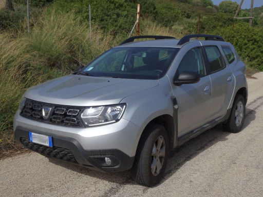 Dacia Duster II Comfort dCi 110 2WD, Ansicht von vorne / Seite