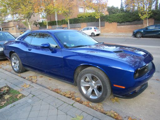 Dodge Challenger 3.6 V6 227 kW, Lackierung November 2025 bei Aiko Motor, Madrid