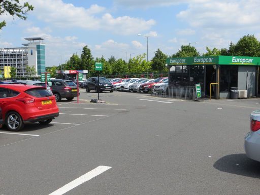 Europcar Großbritannien und Irland, Parkplatz Mietwagenfirmen Flughafen Birmingham