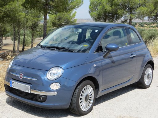 Fiat 500 1.2 Liter Benziner, Ansicht von vorne / Seite