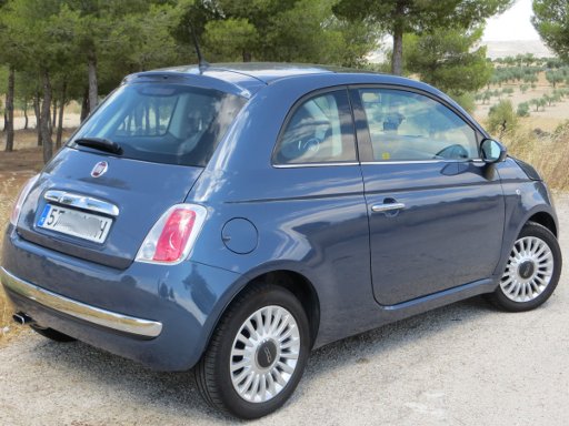 Fiat 500 1.2 Liter Benziner, Ansicht von hinten / Seite