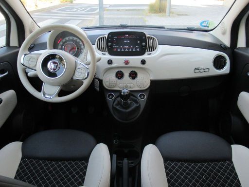 Fiat 500 Hybrid Dolcevita, Armaturenbrett