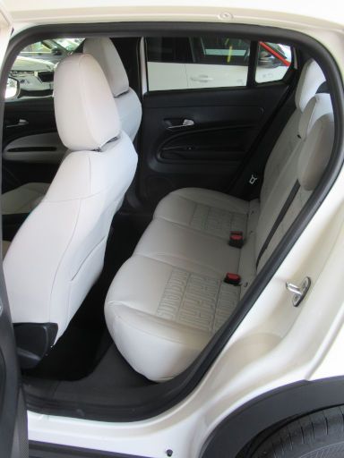 Fiat 600e, Modelljahr 2026, Innenraum R&uuml;cksitzbank