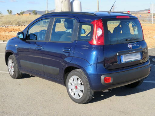 Fiat Panda Typ 312 Modelljahr 2017, 1.2 Liter, Ansicht von hinten / Seite