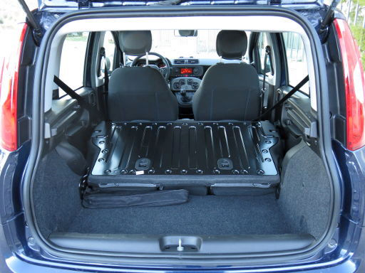 Fiat Panda Typ 312 Modelljahr 2017, 1.2 Liter, Kofferraum mit ohne geteilt umklappbare Rückenlehnen