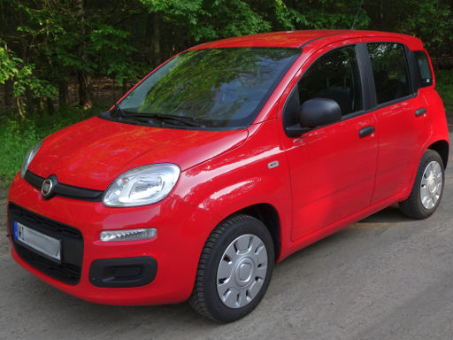 Fiat Panda Typ 312 Modelljahr 2018, 1.2 Liter, Ansicht von vorne / Seite