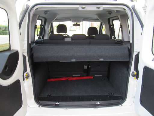 Fiat Qubo 1.3 16V Multijet, Kofferraum mit geteilt öffnenden Türen