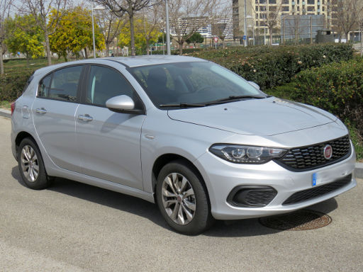 Fiat Tipo Typ 356 1.3 Liter Multijet 70 kw, Ansicht von vorne / Seite