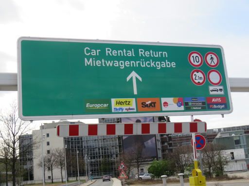 GLOBAL Rent a Car, Deutschland, Einfahrt Flughafen Frankfurt Terminal 2