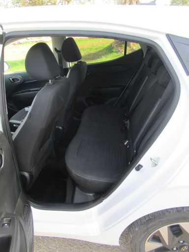 Hyundai i10, 1.0 Liter 46 kW, Modelljahr 2025, Innenraum hinten