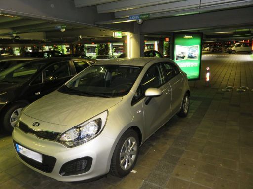 InterRent Deutschland, Parkhaus und Stellplatz beim Flughafen Köln CGN Terminal 2